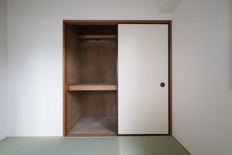 収納　※同物件別号室写真