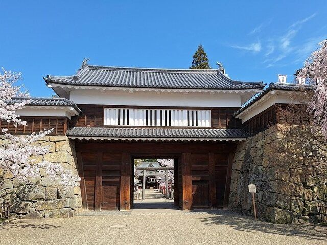 公園　上田城址公園（公園）まで2100m