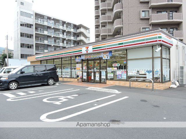 コンビニ　セブンイレブン門司東新町１丁目店（コンビニ）まで896m