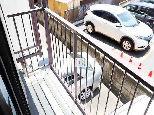 バルコニー　同一物件、別部屋の写真です。