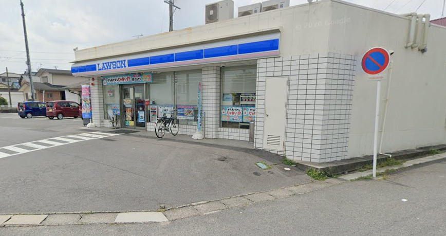 コンビニ　ローソン 半田大高店（コンビニ）まで884m