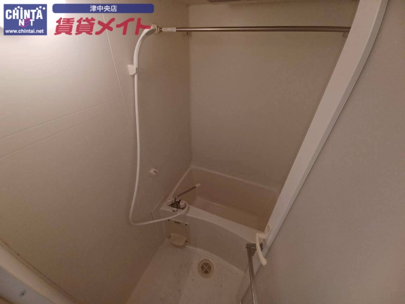 バス・シャワールーム　同型参考写真
