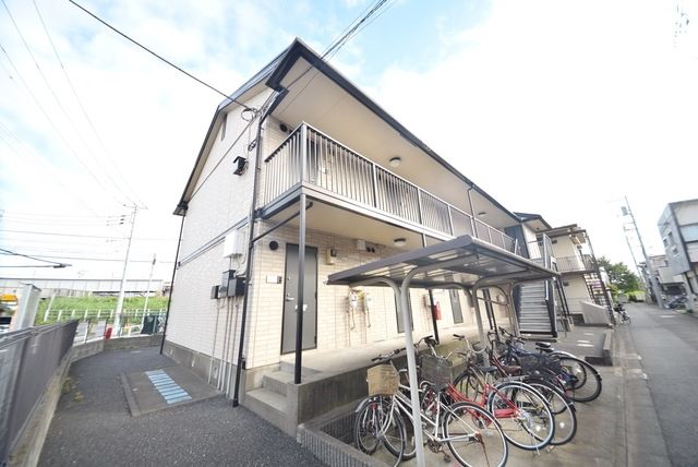 建物外観　タウンハウジング仙川店まで♪