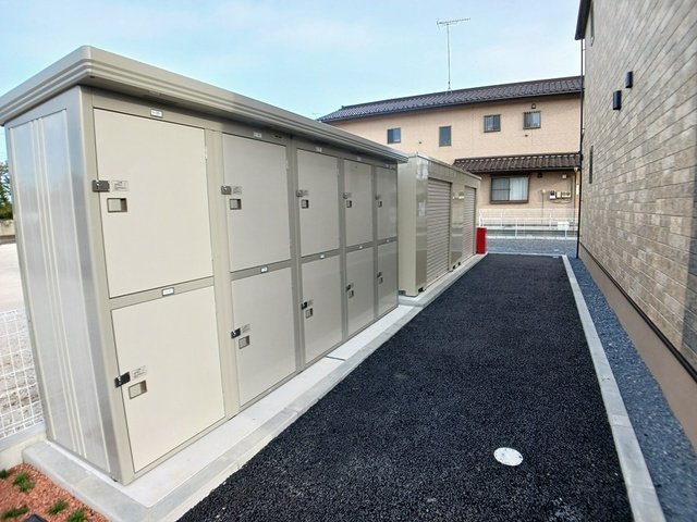 その他
