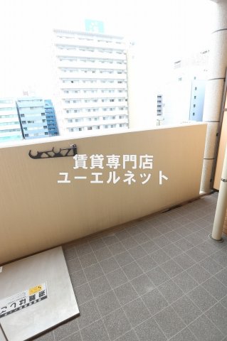 バルコニー　バルコニー付きで採光＆風通し良好！