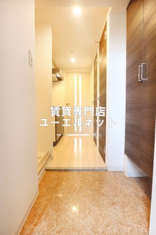 玄関　住まいの顔ともなる玄関