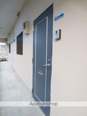 ラベンダー日向の玄関写真