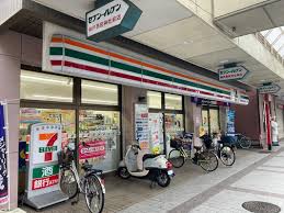 コンビニ　セブンイレブン神戸長田神社前店（コンビニ）まで212m