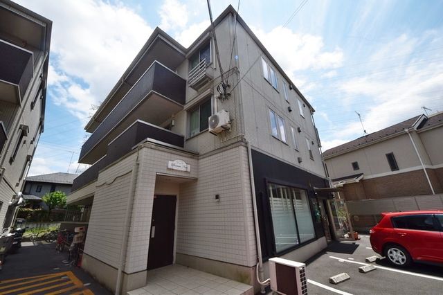 建物外観　★踊場駅から徒歩8分★