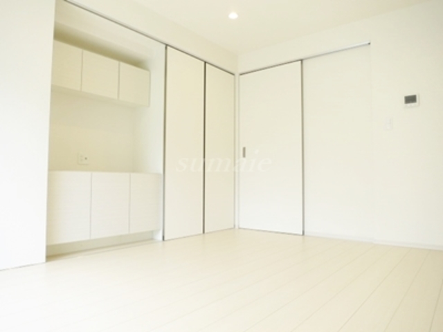その他部屋・スペース　8.3帖居室です。