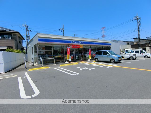 コンビニ　ローソン（コンビニ）まで554m