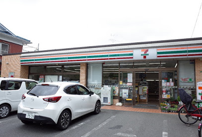 コンビニ　セブンイレブン 世田谷駒留通り店（コンビニ）まで384m