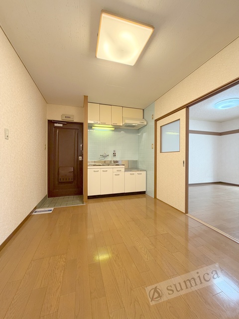 居室・リビング　角部屋で快適新生活♪♪