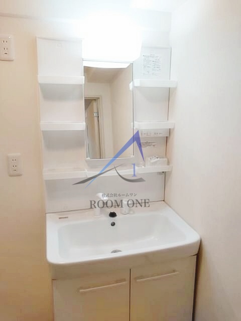 洗面設備　洗面台です。