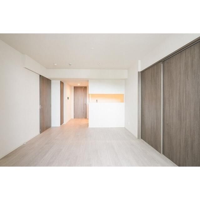 横須賀中央レジデンスの居間写真