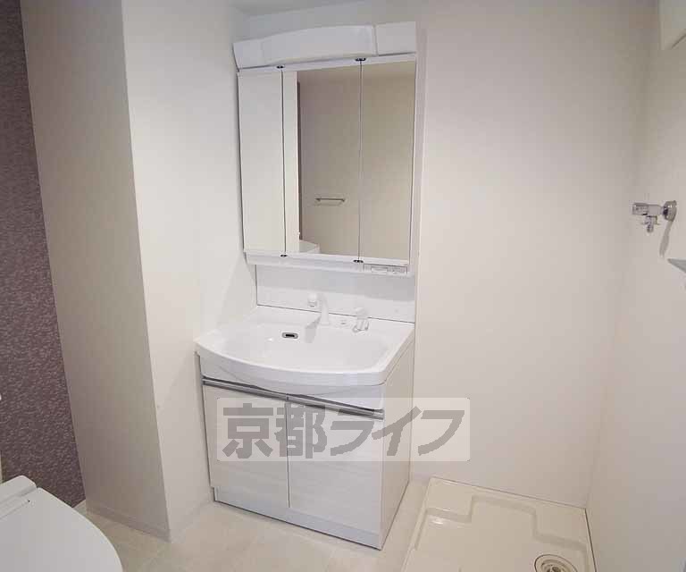 洗面設備　嬉しい独立洗面台