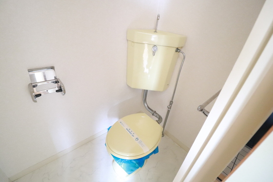 トイレ　※別部屋の写真です