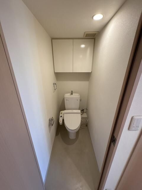 トイレ　シンプルで使いやすいトイレです