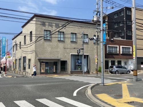 銀行　福岡銀行周船寺支店（銀行）まで240m