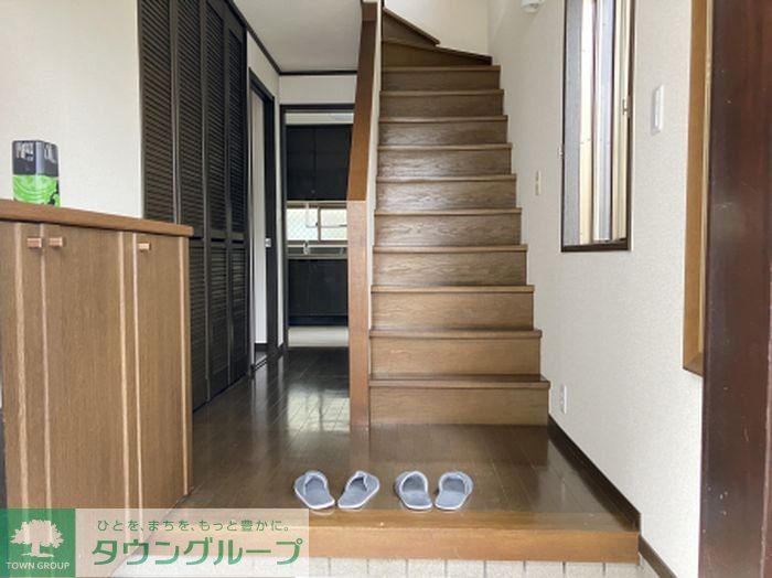玄関　お問合せはタウンハウジングまで！※現地待合わせ相談可能