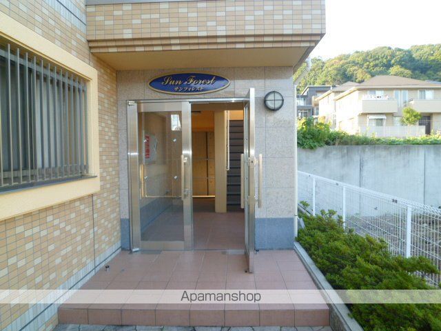 大阪モノレール彩都線 彩都西駅 徒歩7分 3階建 築17年の外観写真