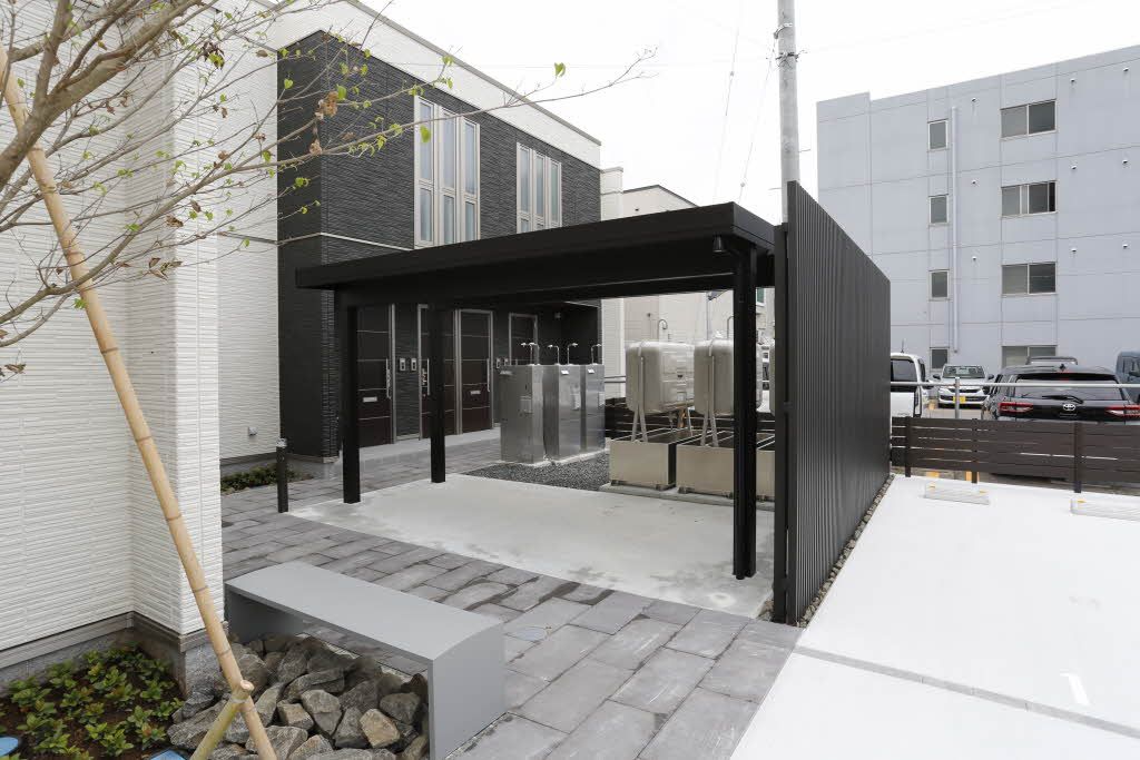 建物外観　駐輪場