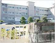 小学校　浜松市立泉小学校（小学校）まで713m