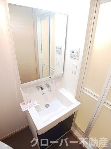 ＪＲ予讃線 讃岐塩屋駅 徒歩29分 3階建 築16年の内装写真