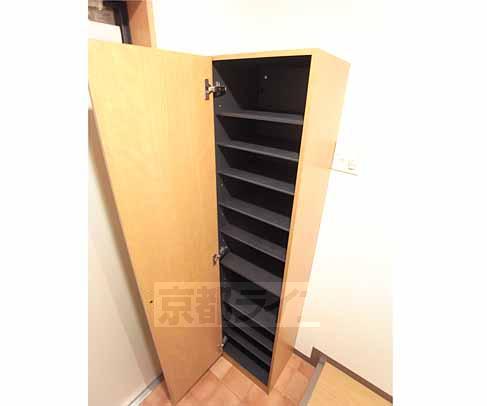 その他設備　噂のシューズボックスです