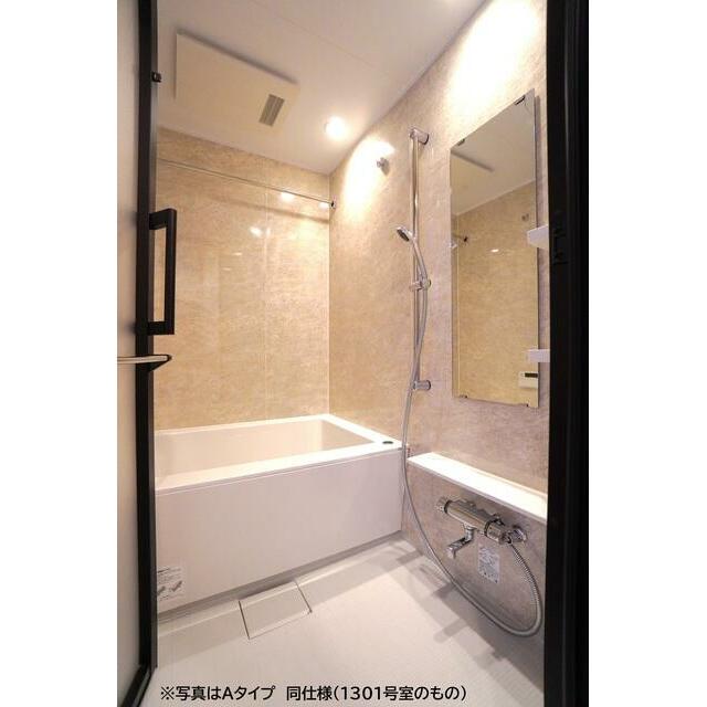 シーズンフラッツ浅草六丁目 部屋番号:801の風呂写真