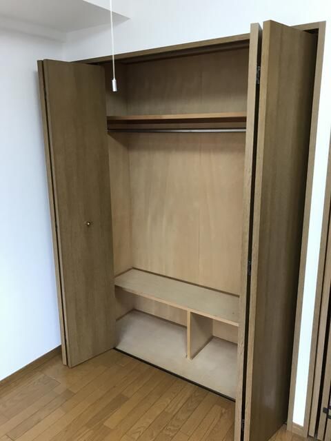 収納　■クローゼット収納