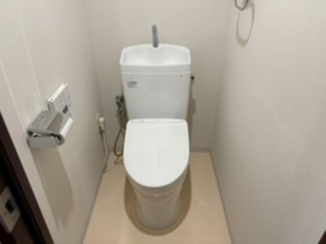 トイレ　トイレ