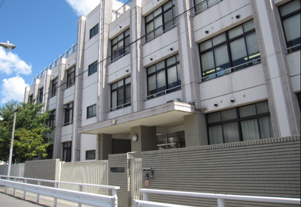 小学校　大阪市立泉尾北小学校（小学校）まで763m