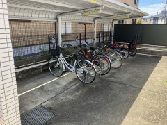 ＪＲ山陽本線 明石駅 バス乗車時間：15分 最寄りバス停で下車 徒歩3分 3階建 築23年の外観写真
