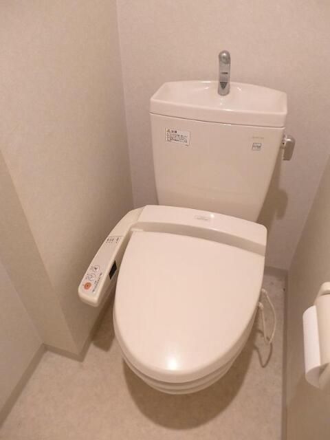 トイレ　落ち着いたトイレです
