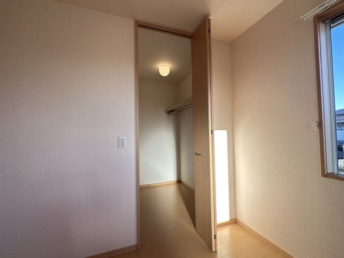 収納　図面と現状に相違がある場合には現状を優先