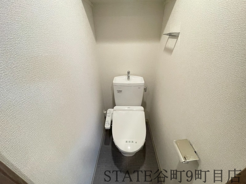 ＪＲ大阪環状線 玉造駅 徒歩4分 10階建 築6年のトイレ写真