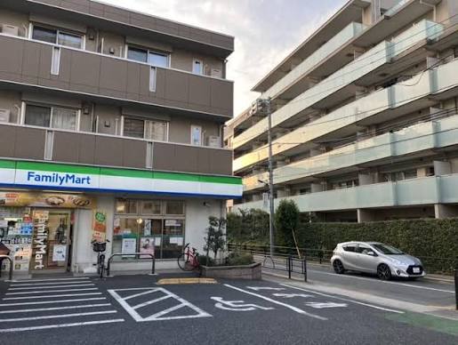 コンビニ　ファミリーマート 豊玉北六丁目店（コンビニ）まで191m