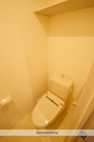 ＪＲ上越線 八木原駅 徒歩30分 2階建 築14年のトイレ写真