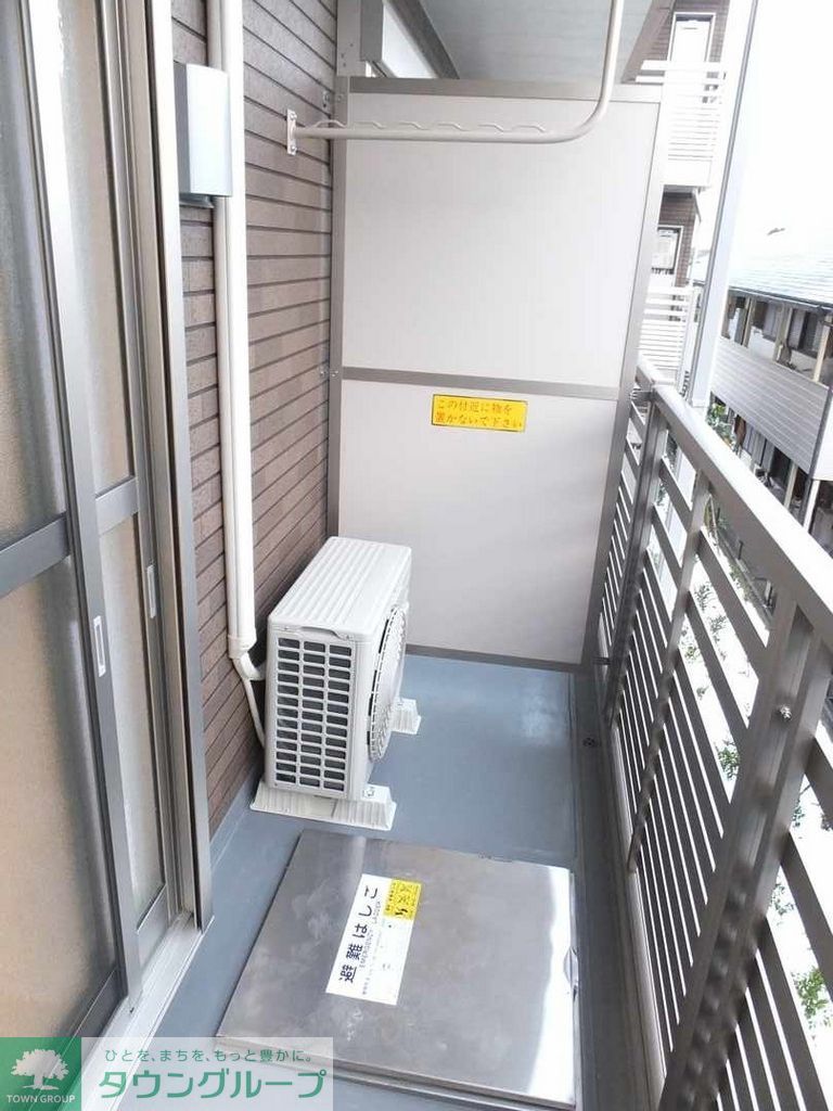 小田急江ノ島線 湘南台駅 バス乗車時間：17分 最寄りバス停で下車 徒歩5分 3階建 築10年の内装写真