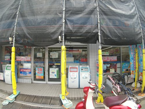 コンビニ　ローソン 京成大久保駅前店（コンビニ）まで109m