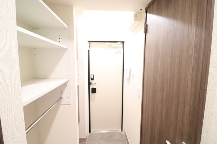 セレスティア藤江町の玄関写真