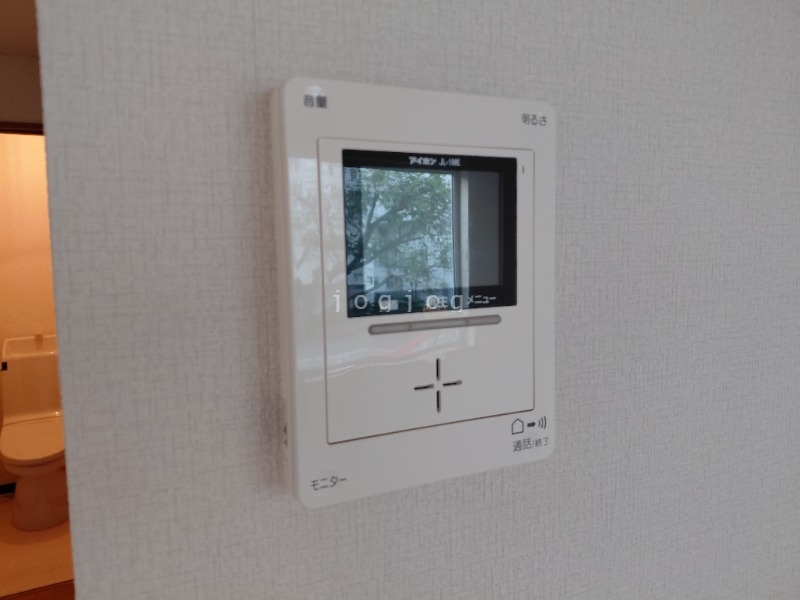セキュリティ　モニター付きインターホンで来客確認も安心です！