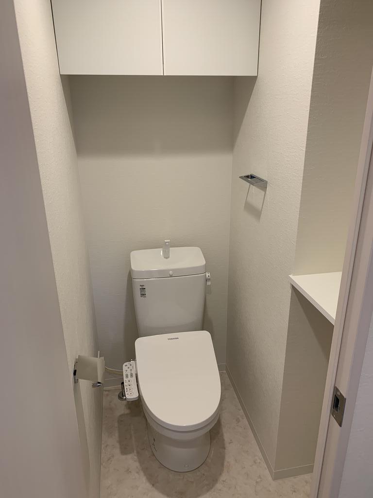 スプランディッド上本町WESTIIのトイレ写真