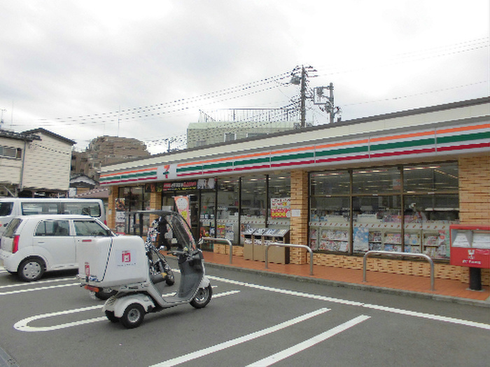 コンビニ　セブンイレブン 横浜上星川３丁目店（コンビニ）まで600m
