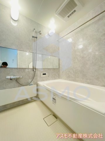 バス・シャワールーム　同マンション別部屋参考写真