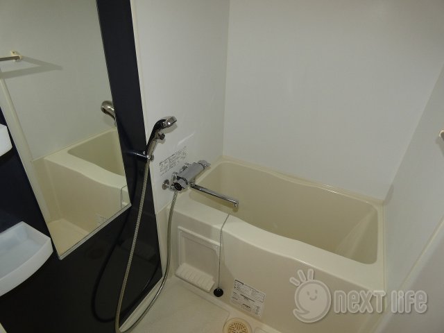 ブルーライン 高島町駅 徒歩6分 11階建 築16年の風呂写真