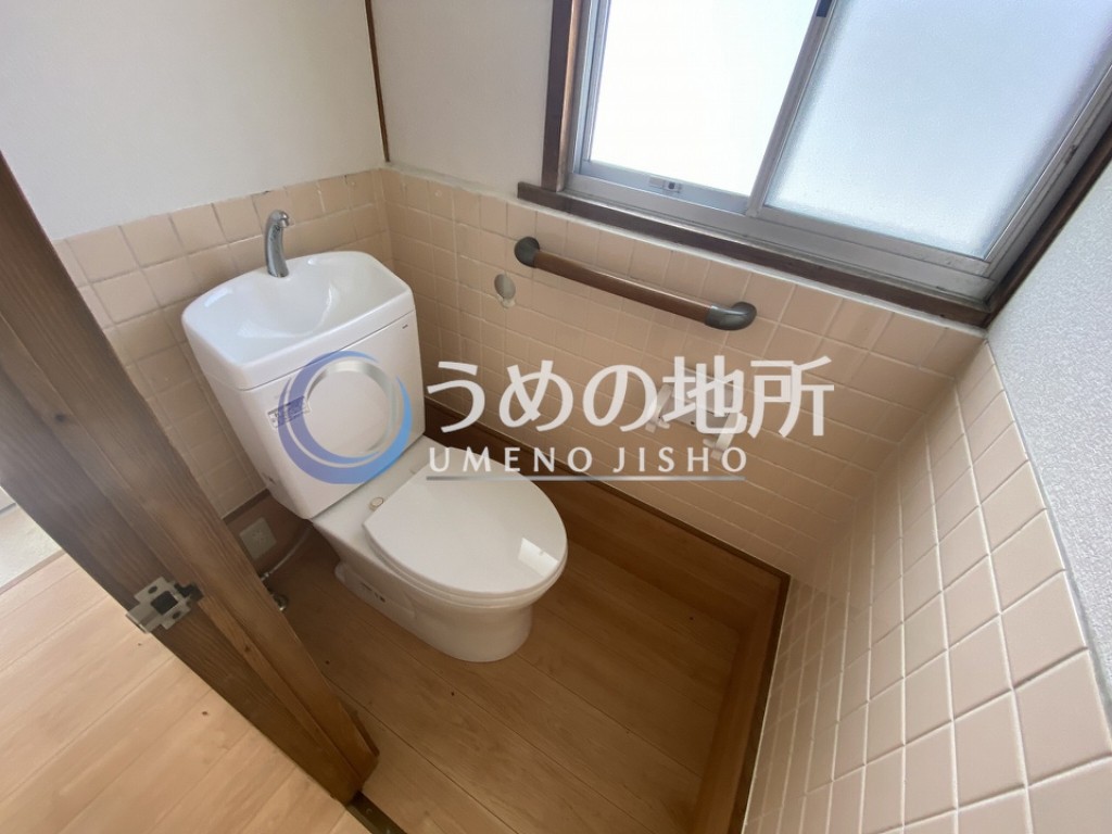 ＪＲ鹿児島本線 久留米駅 徒歩26分 1階建 築51年のトイレ写真