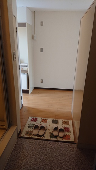 玄関　他号室のお写真です