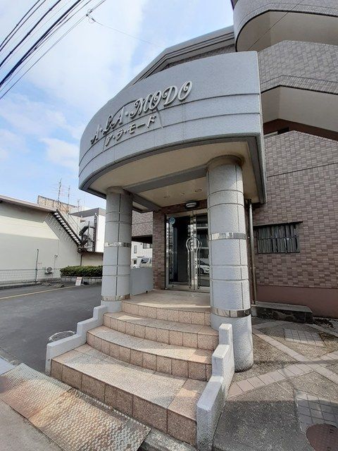 A・LA・MODOの外観写真